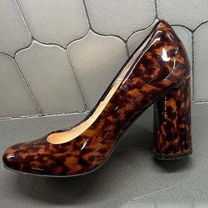 Isola Tortoise Heels